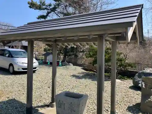 様似住吉神社の手水舎
