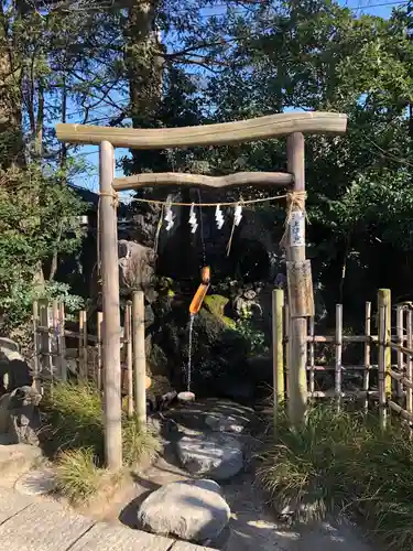 越ヶ谷久伊豆神社の鳥居