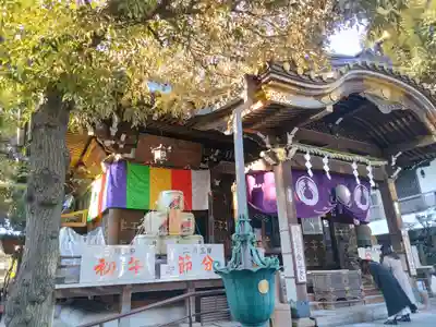 豊川稲荷東京別院の本殿・本堂