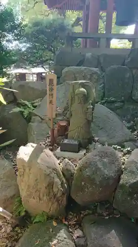 品川寺の像