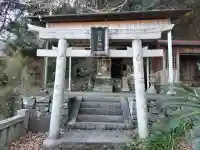 三島神社の{uncategorized: "未分類", other: "その他", undefined: "問題あり", building: "その他建物", grave: "お墓", sacred_gate: "鳥居", guardian: "狛犬", statue: "像", buddha: "仏像", history: "歴史", nature: "自然", garden: "庭園", animal: "動物", pagoda: "塔", temizu: "手水舎", mountain_gate: "山門・神門", sanctuary: "本殿・本堂", subordinate: "末社・摂社", art: "芸術", scenery: "景色", jizo: "地蔵", ema: "絵馬", goshuin: "御朱印", omikuji: "おみくじ", items: "授与品その他", amulet: "お守り", goshuincho: "御朱印帳", eats: "食事", festival: "お祭り", votive_dance: "神楽", shichigosan: "七五三参", wedding: "結婚式", experience: "体験その他", initially: "初詣", around: "周辺", anti_infection: "感染症対策"}