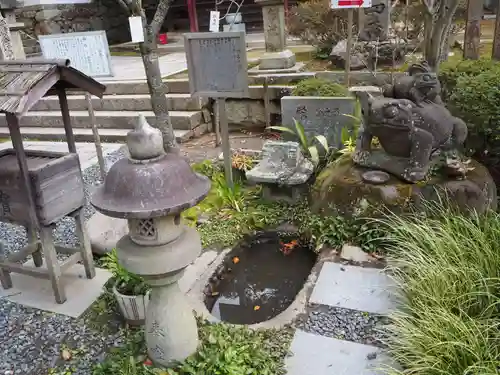 由加山 由加神社本宮の庭園