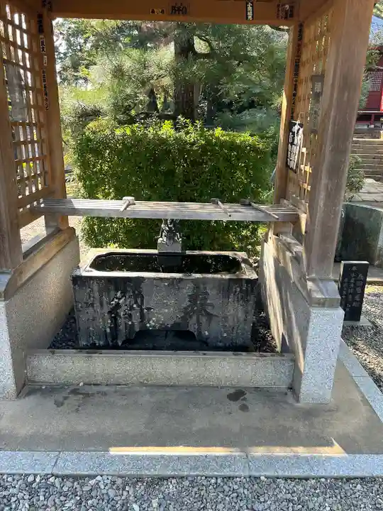 岩殿山安楽寺(吉見観音)の手水舎