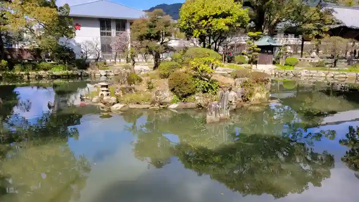 太宰府天満宮の{uncategorized: "未分類", other: "その他", undefined: "問題あり", building: "その他建物", grave: "お墓", sacred_gate: "鳥居", guardian: "狛犬", statue: "像", buddha: "仏像", history: "歴史", nature: "自然", garden: "庭園", animal: "動物", pagoda: "塔", temizu: "手水舎", mountain_gate: "山門・神門", sanctuary: "本殿・本堂", subordinate: "末社・摂社", art: "芸術", scenery: "景色", jizo: "地蔵", ema: "絵馬", goshuin: "御朱印", omikuji: "おみくじ", items: "授与品その他", amulet: "お守り", goshuincho: "御朱印帳", eats: "食事", festival: "お祭り", votive_dance: "神楽", shichigosan: "七五三参", wedding: "結婚式", experience: "体験その他", initially: "初詣", around: "周辺", anti_infection: "感染症対策"}