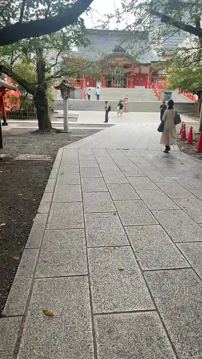 花園神社の本殿・本堂