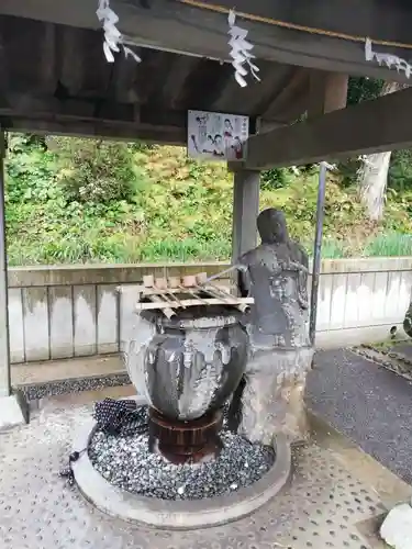 高城神社の手水舎