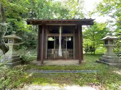 天満宮 (甲南町稗谷)の{uncategorized: "未分類", other: "その他", undefined: "問題あり", building: "その他建物", grave: "お墓", sacred_gate: "鳥居", guardian: "狛犬", statue: "像", buddha: "仏像", history: "歴史", nature: "自然", garden: "庭園", animal: "動物", pagoda: "塔", temizu: "手水舎", mountain_gate: "山門・神門", sanctuary: "本殿・本堂", subordinate: "末社・摂社", art: "芸術", scenery: "景色", jizo: "地蔵", ema: "絵馬", goshuin: "御朱印", omikuji: "おみくじ", items: "授与品その他", amulet: "お守り", goshuincho: "御朱印帳", eats: "食事", festival: "お祭り", votive_dance: "神楽", shichigosan: "七五三参", wedding: "結婚式", experience: "体験その他", initially: "初詣", around: "周辺", anti_infection: "感染症対策"}