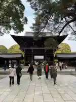 明治神宮の{uncategorized: "未分類", other: "その他", undefined: "問題あり", building: "その他建物", grave: "お墓", sacred_gate: "鳥居", guardian: "狛犬", statue: "像", buddha: "仏像", history: "歴史", nature: "自然", garden: "庭園", animal: "動物", pagoda: "塔", temizu: "手水舎", mountain_gate: "山門・神門", sanctuary: "本殿・本堂", subordinate: "末社・摂社", art: "芸術", scenery: "景色", jizo: "地蔵", ema: "絵馬", goshuin: "御朱印", omikuji: "おみくじ", items: "授与品その他", amulet: "お守り", goshuincho: "御朱印帳", eats: "食事", festival: "お祭り", votive_dance: "神楽", shichigosan: "七五三参", wedding: "結婚式", experience: "体験その他", initially: "初詣", around: "周辺", anti_infection: "感染症対策"}