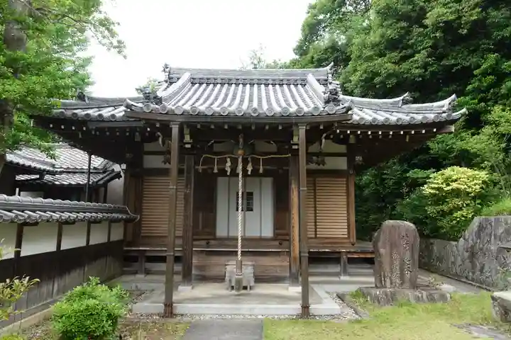 根聖院の本殿・本堂