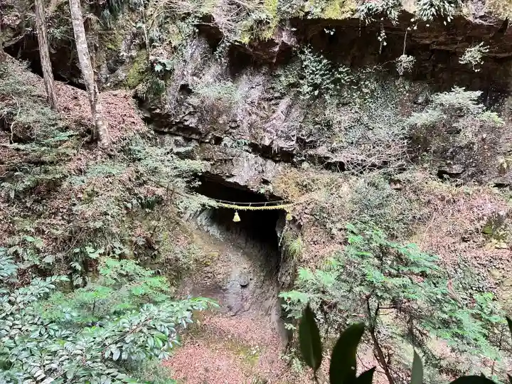 室生龍穴神社(奈良県)