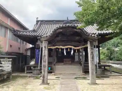 八幡神社の本殿・本堂
