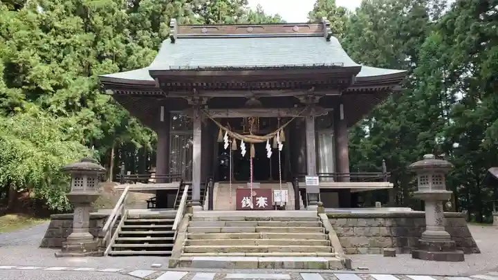 八幡神社の本殿・本堂