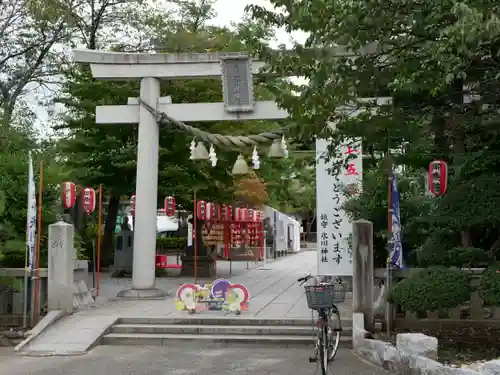 鎮守氷川神社の鳥居