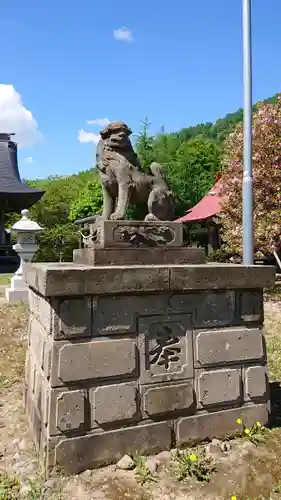 美国神社の狛犬