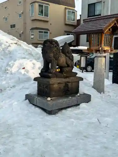 札幌諏訪神社の狛犬