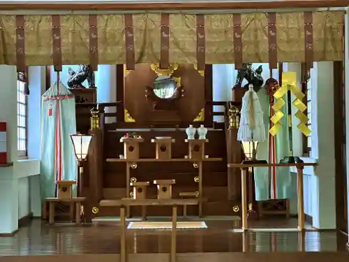 高山神社の本殿・本堂