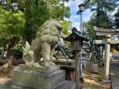諏訪神社の狛犬