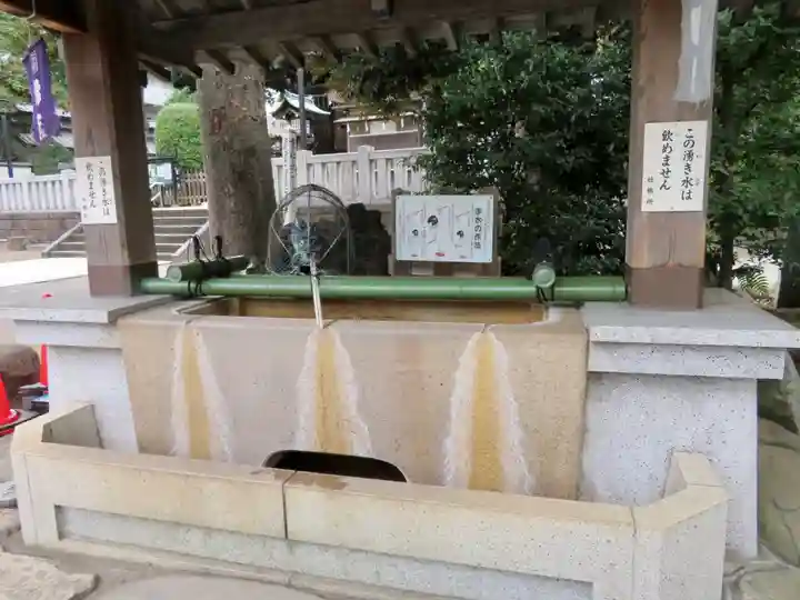 桐ヶ谷氷川神社の手水舎