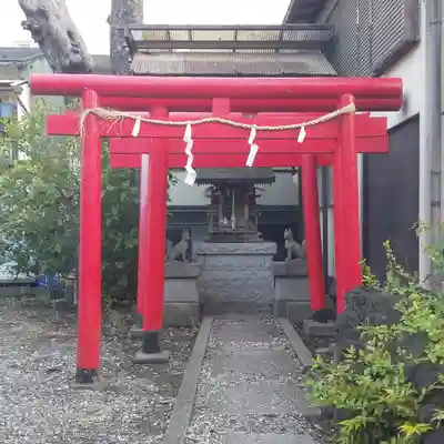 寄木神社の鳥居
