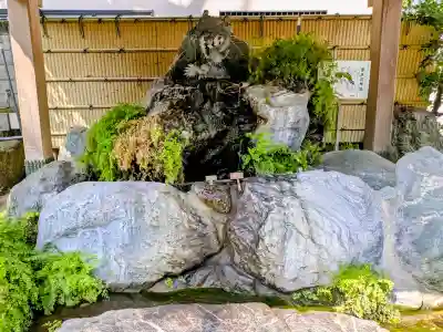 馬橋稲荷神社の{uncategorized: "未分類", other: "その他", undefined: "問題あり", building: "その他建物", grave: "お墓", sacred_gate: "鳥居", guardian: "狛犬", statue: "像", buddha: "仏像", history: "歴史", nature: "自然", garden: "庭園", animal: "動物", pagoda: "塔", temizu: "手水舎", mountain_gate: "山門・神門", sanctuary: "本殿・本堂", subordinate: "末社・摂社", art: "芸術", scenery: "景色", jizo: "地蔵", ema: "絵馬", goshuin: "御朱印", omikuji: "おみくじ", items: "授与品その他", amulet: "お守り", goshuincho: "御朱印帳", eats: "食事", festival: "お祭り", votive_dance: "神楽", shichigosan: "七五三参", wedding: "結婚式", experience: "体験その他", initially: "初詣", around: "周辺", anti_infection: "感染症対策"}