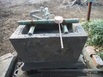 白根神社の手水舎