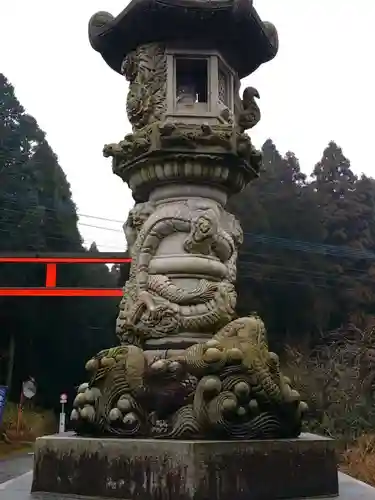 赤水蛇石神社の建物その他