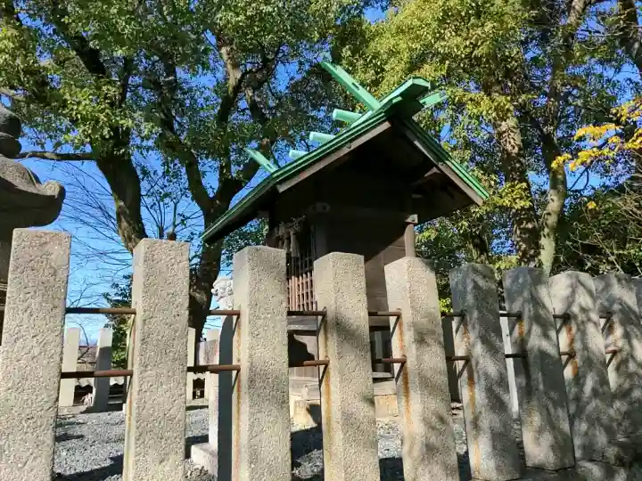 神明社(東お宮)の{uncategorized: "未分類", other: "その他", undefined: "問題あり", building: "その他建物", grave: "お墓", sacred_gate: "鳥居", guardian: "狛犬", statue: "像", buddha: "仏像", history: "歴史", nature: "自然", garden: "庭園", animal: "動物", pagoda: "塔", temizu: "手水舎", mountain_gate: "山門・神門", sanctuary: "本殿・本堂", subordinate: "末社・摂社", art: "芸術", scenery: "景色", jizo: "地蔵", ema: "絵馬", goshuin: "御朱印", omikuji: "おみくじ", items: "授与品その他", amulet: "お守り", goshuincho: "御朱印帳", eats: "食事", festival: "お祭り", votive_dance: "神楽", shichigosan: "七五三参", wedding: "結婚式", experience: "体験その他", initially: "初詣", around: "周辺", anti_infection: "感染症対策"}