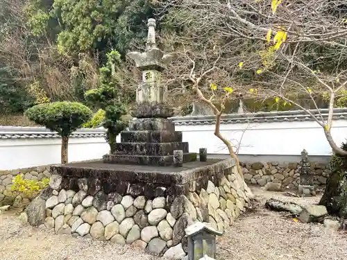 閑翁寺(三重県)