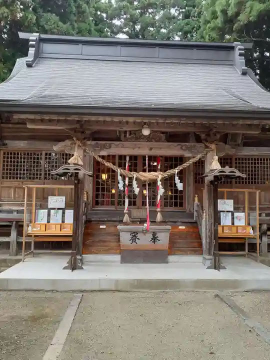 熊野神社の本殿・本堂