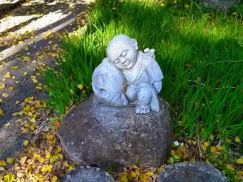 法山寺の像