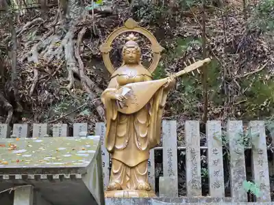 大本山七宝瀧寺(大阪府)