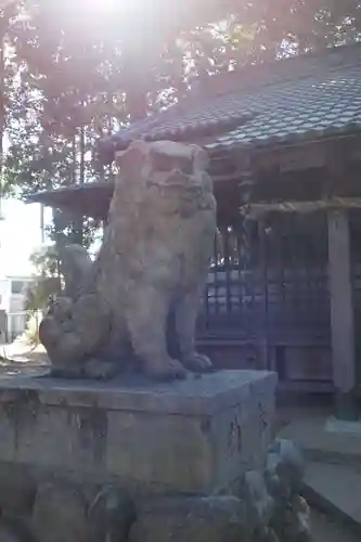 菅谷神社の狛犬