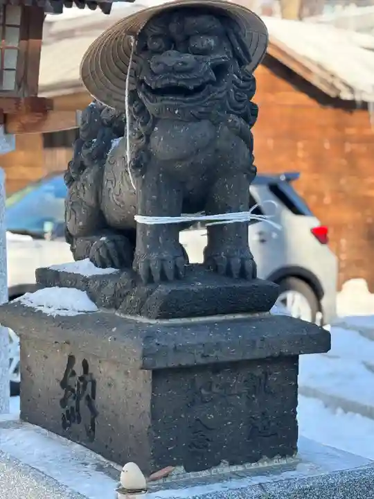 札幌諏訪神社の狛犬