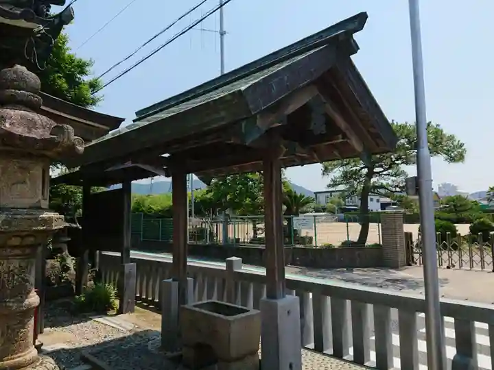 秋津神社の手水舎