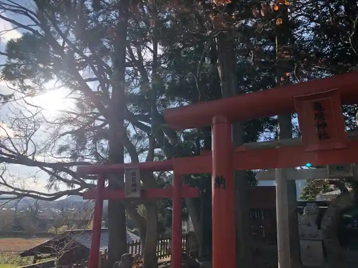 亀麿神社の鳥居
