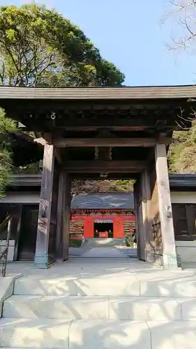 荏柄天神社の山門