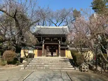 法明寺の{uncategorized: "未分類", other: "その他", undefined: "問題あり", building: "その他建物", grave: "お墓", sacred_gate: "鳥居", guardian: "狛犬", statue: "像", buddha: "仏像", history: "歴史", nature: "自然", garden: "庭園", animal: "動物", pagoda: "塔", temizu: "手水舎", mountain_gate: "山門・神門", sanctuary: "本殿・本堂", subordinate: "末社・摂社", art: "芸術", scenery: "景色", jizo: "地蔵", ema: "絵馬", goshuin: "御朱印", omikuji: "おみくじ", items: "授与品その他", amulet: "お守り", goshuincho: "御朱印帳", eats: "食事", festival: "お祭り", votive_dance: "神楽", shichigosan: "七五三参", wedding: "結婚式", experience: "体験その他", initially: "初詣", around: "周辺", anti_infection: "感染症対策"}
