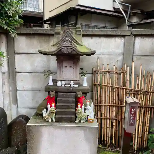 高円寺氷川神社の末社