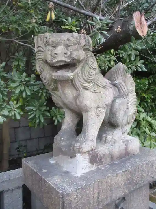 真田山 三光神社の狛犬