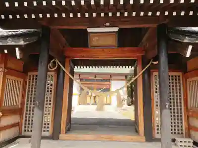 神明社の山門・神門