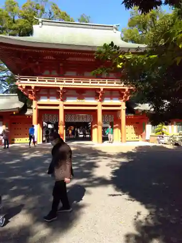 武蔵一宮氷川神社の山門・神門