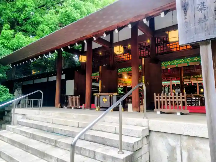 乃木神社の{uncategorized: "未分類", other: "その他", undefined: "問題あり", building: "その他建物", grave: "お墓", sacred_gate: "鳥居", guardian: "狛犬", statue: "像", buddha: "仏像", history: "歴史", nature: "自然", garden: "庭園", animal: "動物", pagoda: "塔", temizu: "手水舎", mountain_gate: "山門・神門", sanctuary: "本殿・本堂", subordinate: "末社・摂社", art: "芸術", scenery: "景色", jizo: "地蔵", ema: "絵馬", goshuin: "御朱印", omikuji: "おみくじ", items: "授与品その他", amulet: "お守り", goshuincho: "御朱印帳", eats: "食事", festival: "お祭り", votive_dance: "神楽", shichigosan: "七五三参", wedding: "結婚式", experience: "体験その他", initially: "初詣", around: "周辺", anti_infection: "感染症対策"}