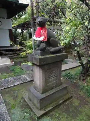 於岩稲荷田宮神社の狛犬