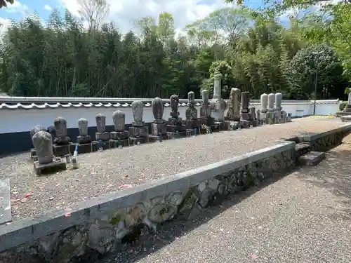 唯称寺(滋賀県)