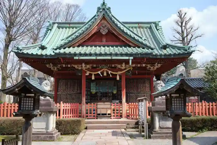 尾崎神社の本殿