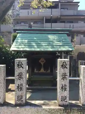 善光寺別院願王寺の末社・摂社