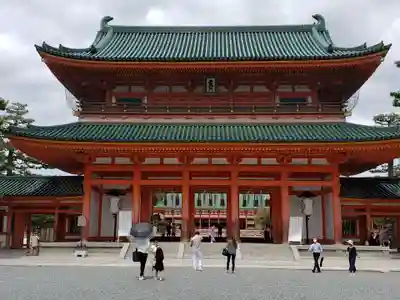 平安神宮の山門・神門