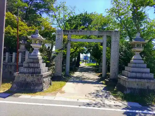 神明社の鳥居