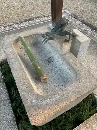 日置八幡宮の手水舎