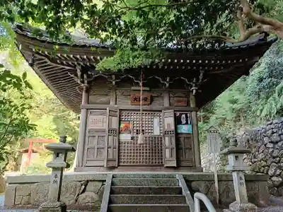 金常寺大石不動院の末社・摂社